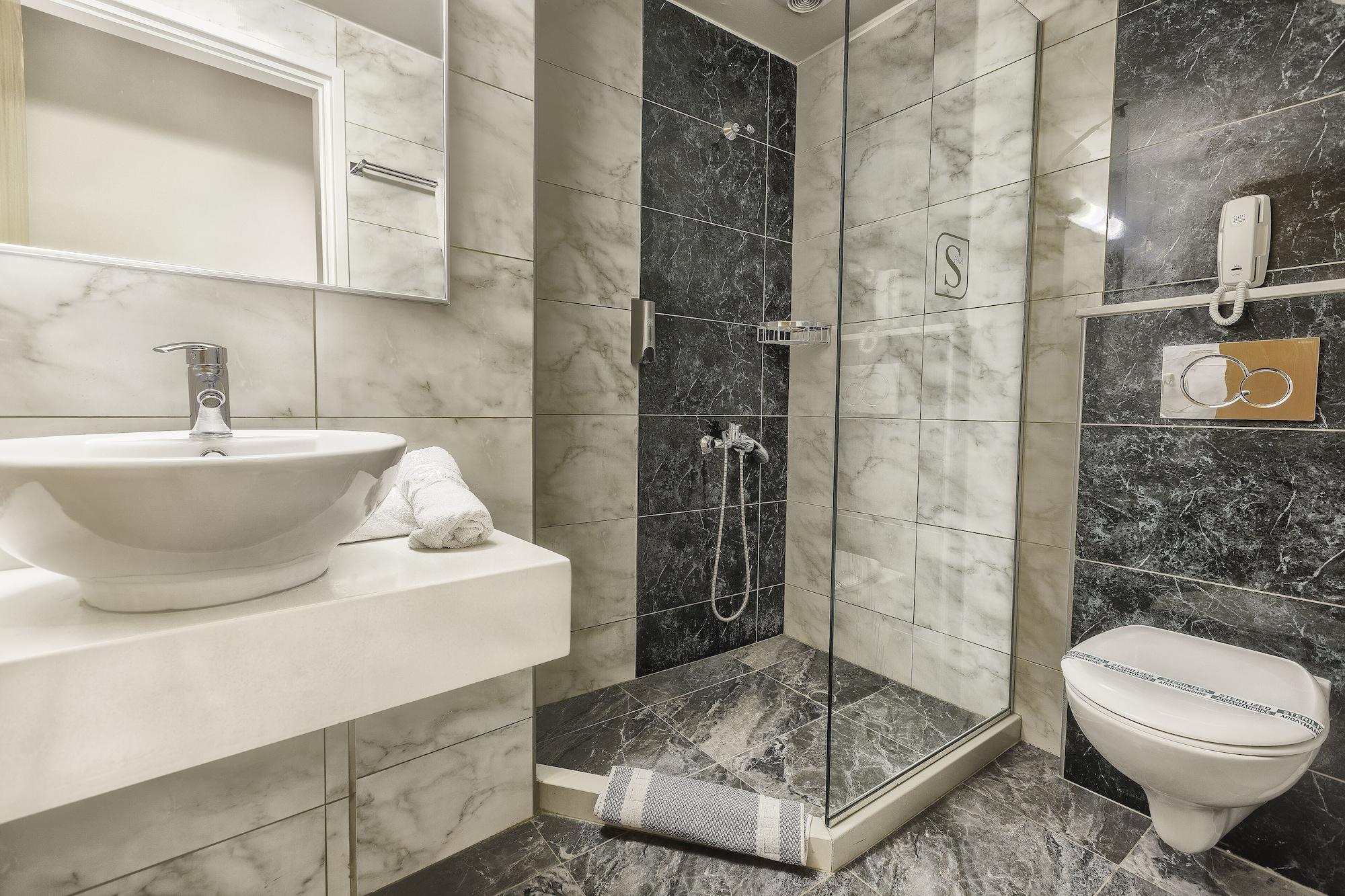 Hotel Sofia 3*