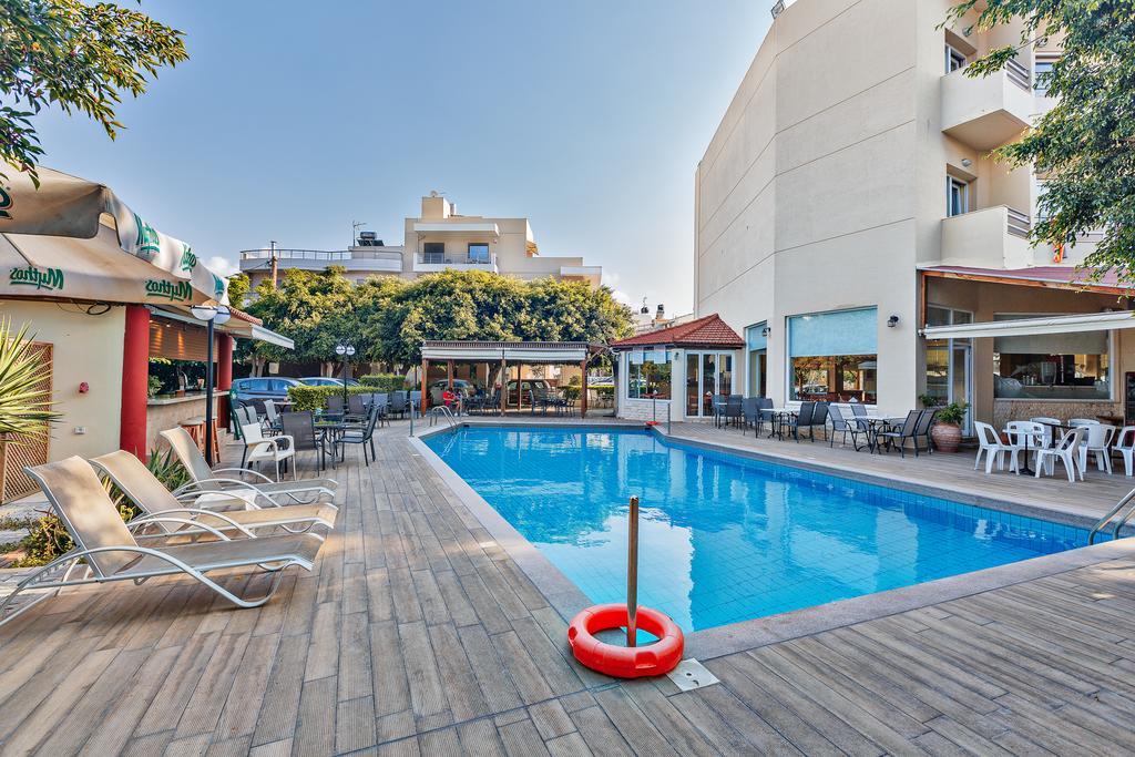 Hotel Sofia 3*